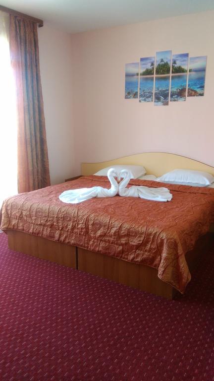 Guest House Aristokrat Obzor Esterno foto